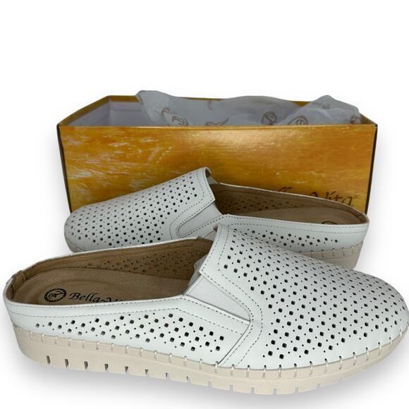 NEW Bella Vita Flats Size 8.5 Narrow Perforated White Mules Athleisure Comfort - Picture 2 of 12